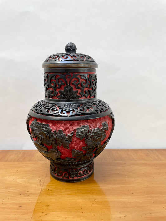 Vintage Chinese Black & Red Cinnabar Ginger Jar